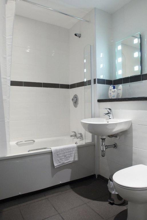 The Barns Hotel Cannock Rom bilde